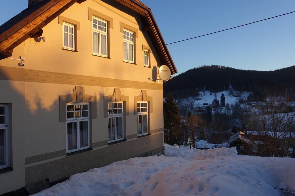 Asika Villa Josefŭv Dŭl Exteriör bild